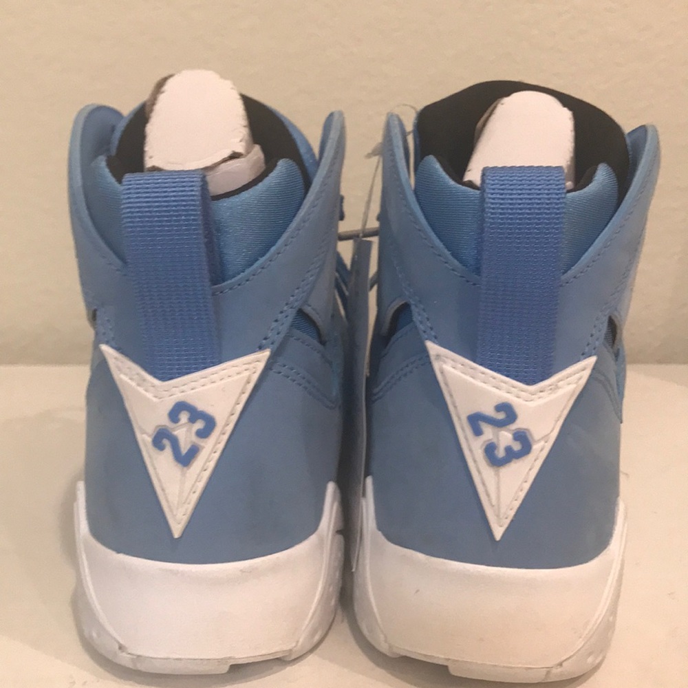 Retro Jordan 7 “Pantone/UNC” - Picture 4 of 8